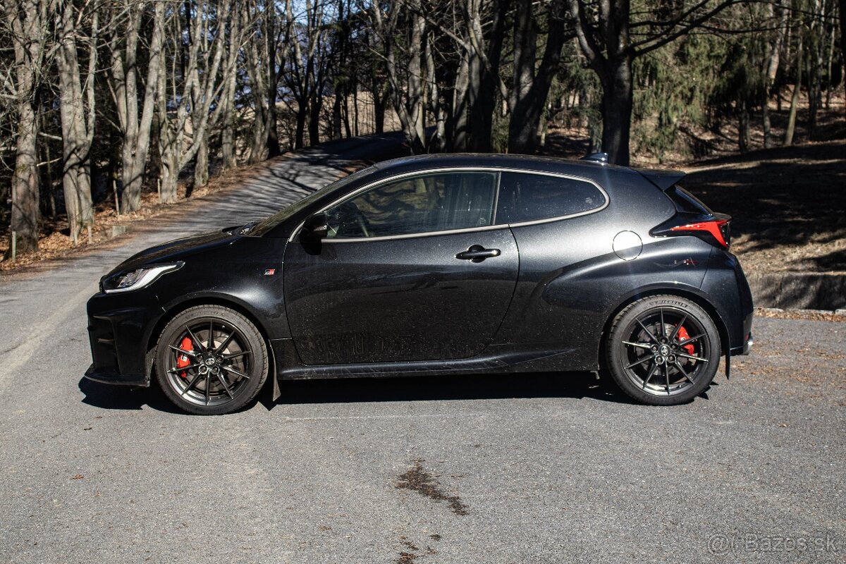 Toyota Yaris GR Sport, Kamera, SAMOSVOR, MANUÁL, ZÁRUKA