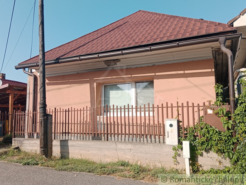 Útulná chalupa v pokojnej časti Mojmíroviec – len 5 km od
