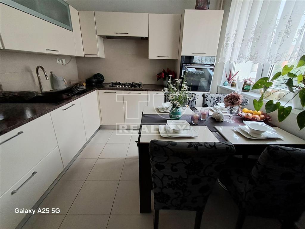 3-IZBOVÝ BYT 67m2 Piešťany