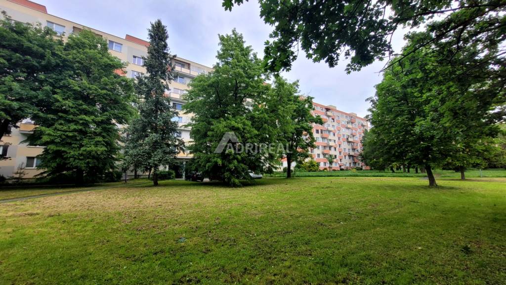 PREDAJ:2-izbový byt 56,4 m2 s balkónom; Nitra-Chrenová; 149.