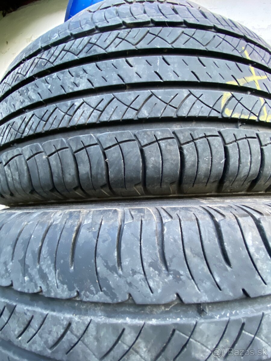 Michelin 215/65 r16