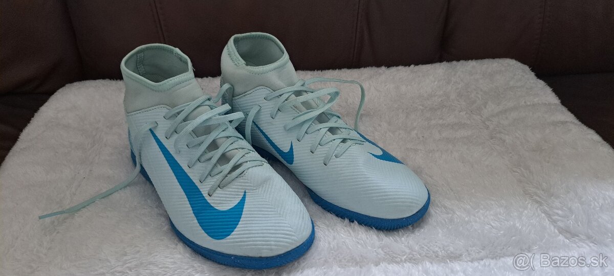 Halovky nike mercurial