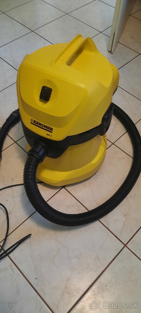 Predám vysávač karcher WD3