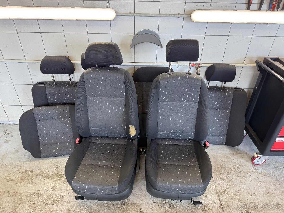 Škoda Octavia 1 sedačky