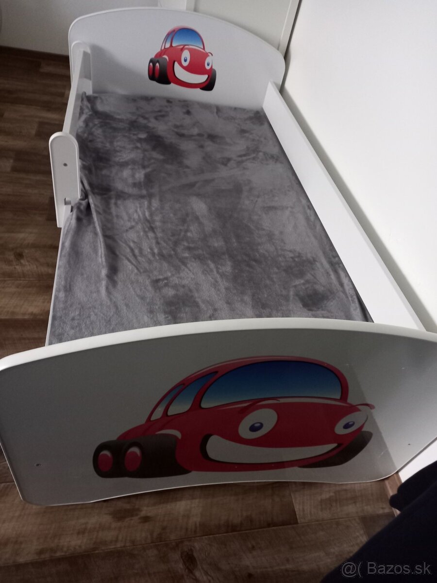 Detska posteľ