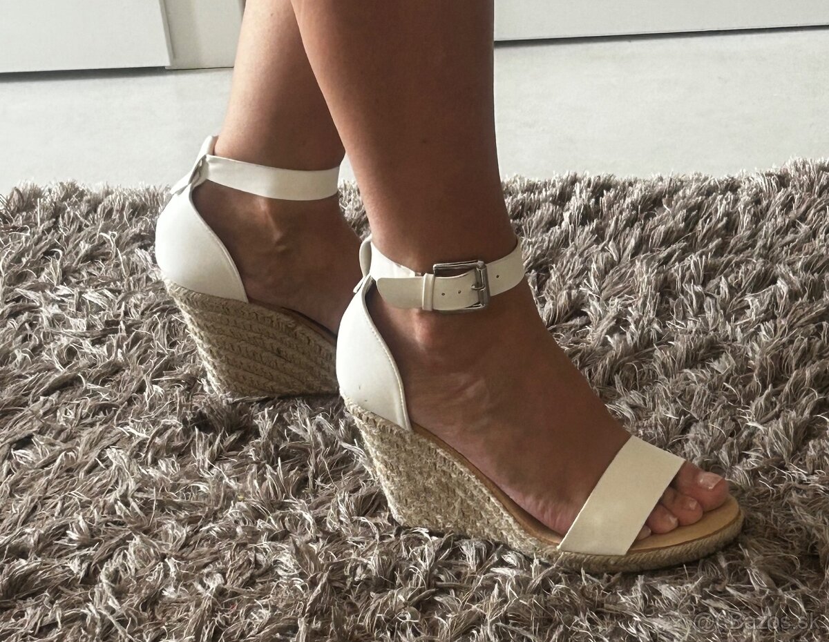 Sandale