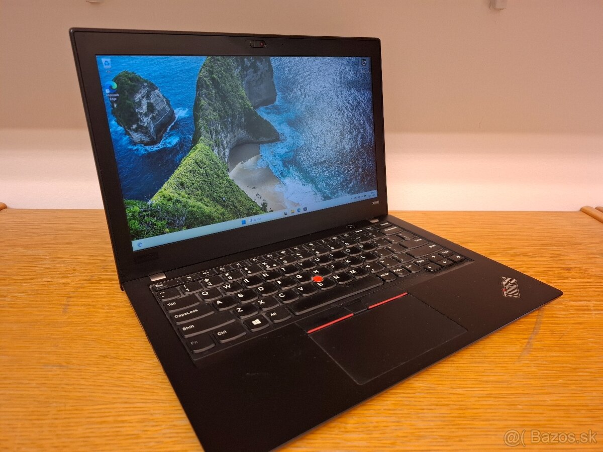 Predám notebook lenovo thinkpad x280 Procesor i5-8350U 8GB p
