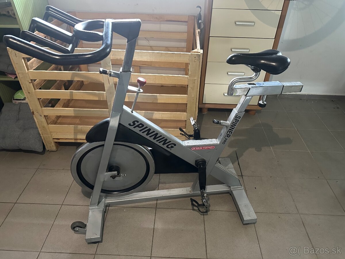 Spinningový bicykel