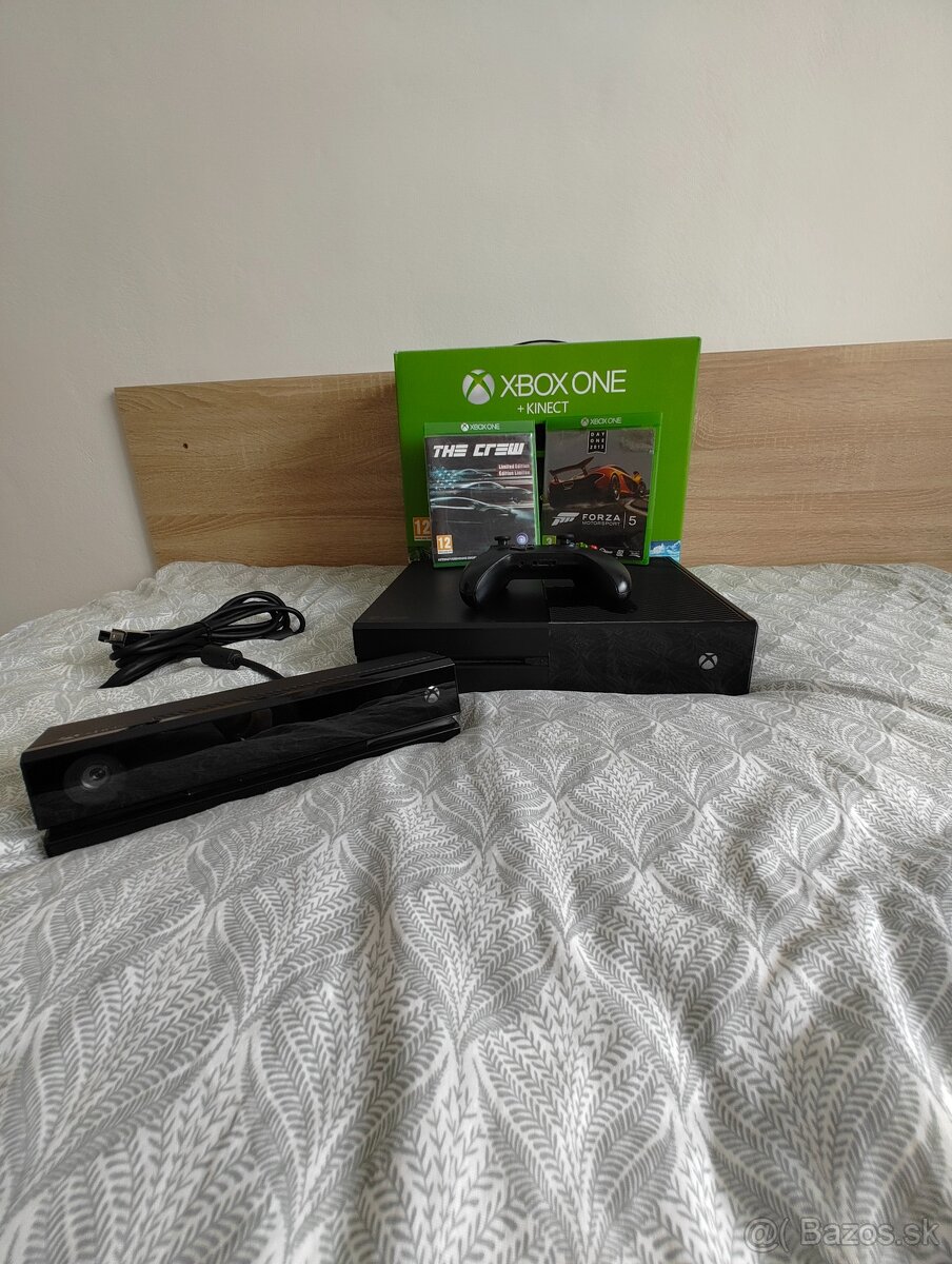 Predám Xbox One + Kinect + krabica + originálny ovládač
