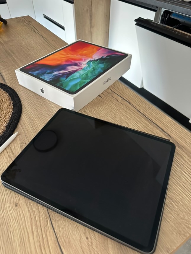 IPAD PRO 12.9-inch 4th generation 512GB