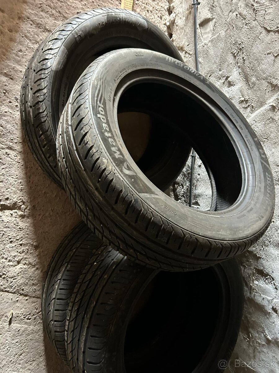 Matador 235/55 r19 letné