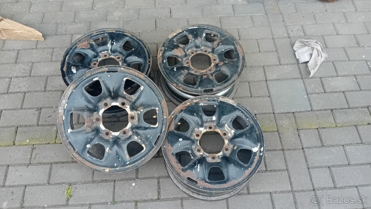 Disky Toyota Hilux