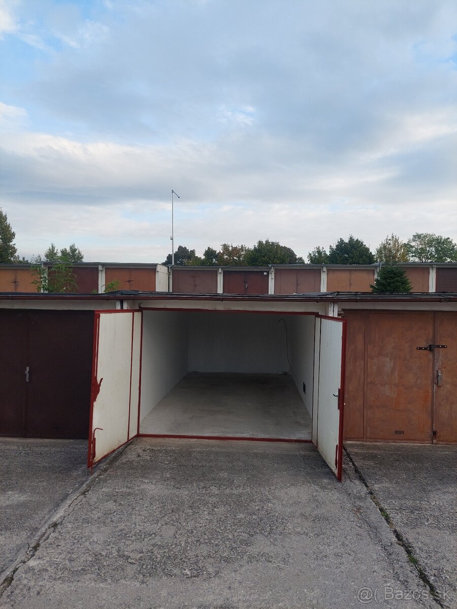 Prenajom garaže Senica, Sotina