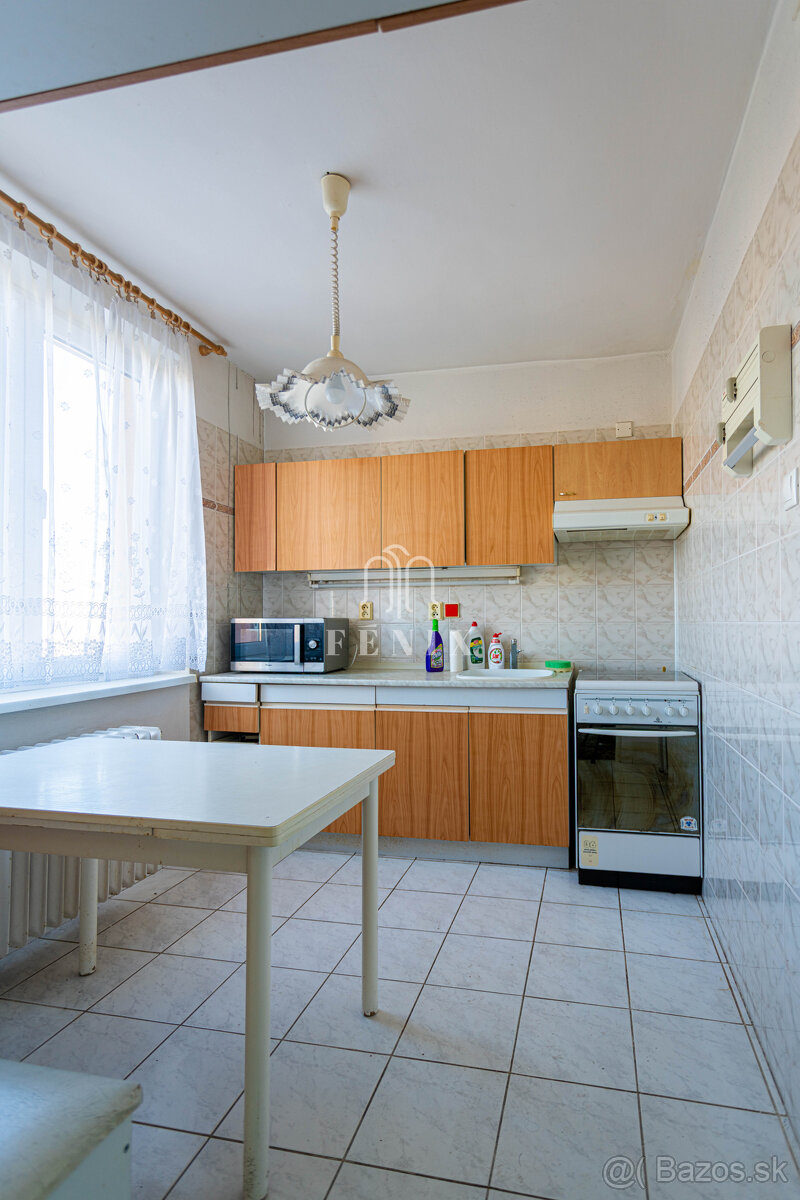 Nová cena - Byt na Južnej triede len pár minút od centra, 74