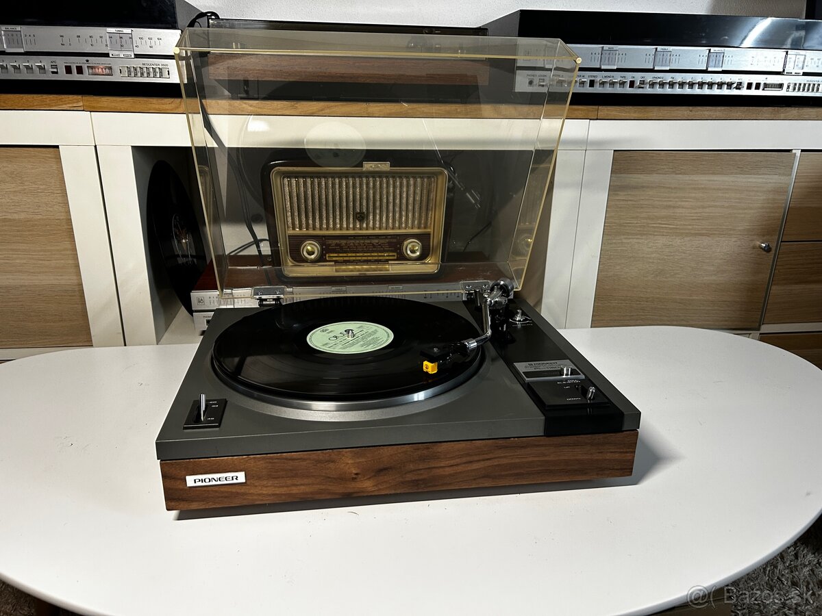 Gramofon Pioneer PL-115D