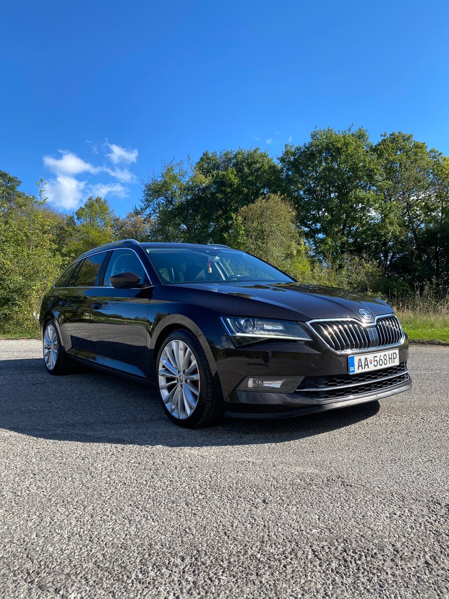 Škoda Superb III combi 2.0tdi 4x4 WEBASTO