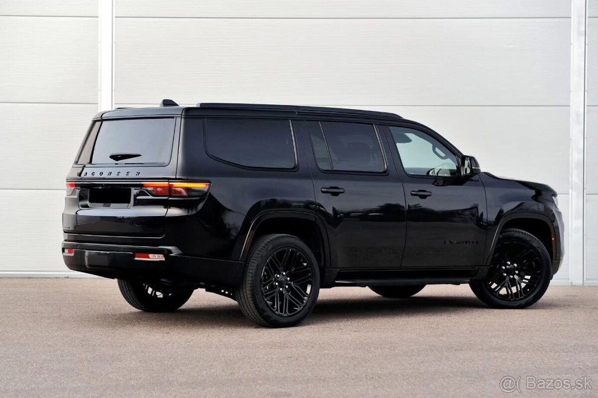 SUV Jeep Wagoneer