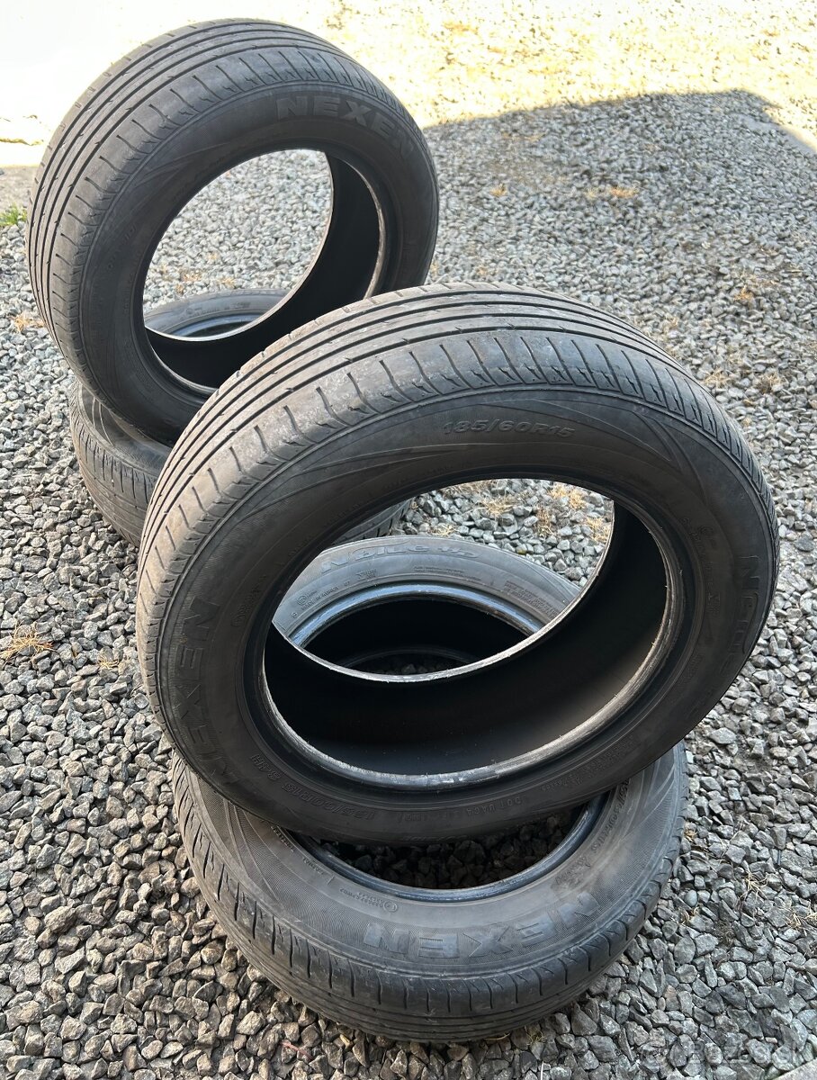 Pneu 185/60 R15