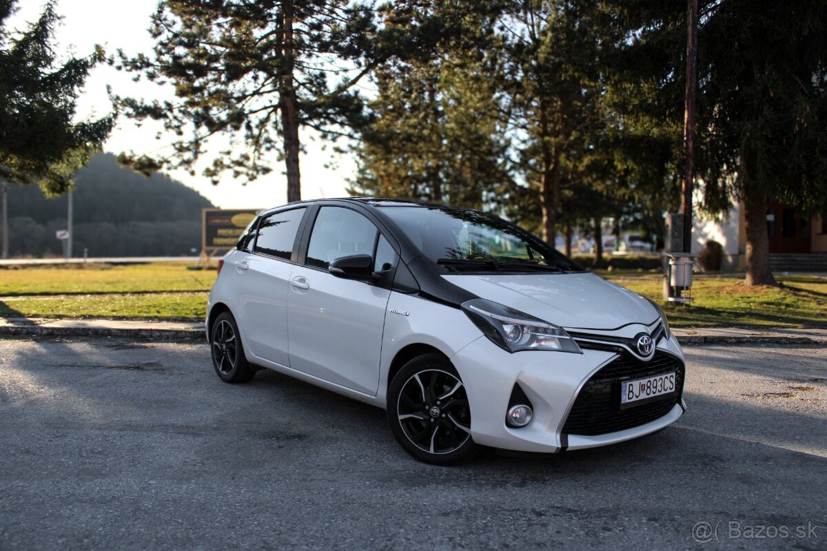 Toyota Yaris 1.5 Hybrid e-CVT, Najazdené 56 192km, SK pôvod