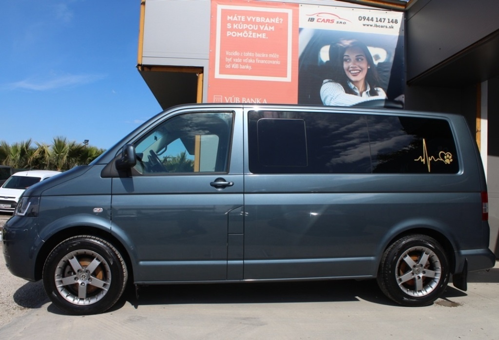 Volkswagen T5 Multivan 2.5 TDI 7 miest