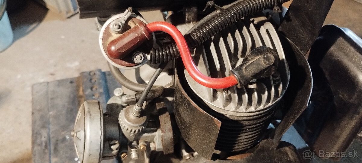 Multifunkcny, univerzalny motor