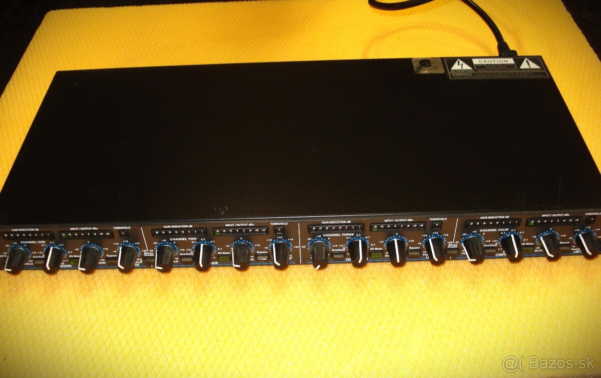 DBX COMPRESSOR/LIMITER