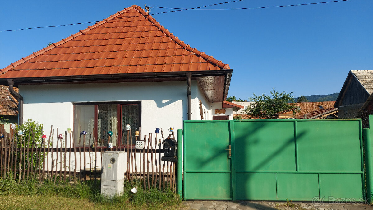 Rodinný dom v Devičanoch s fotovoltikou a s 27 m studňou