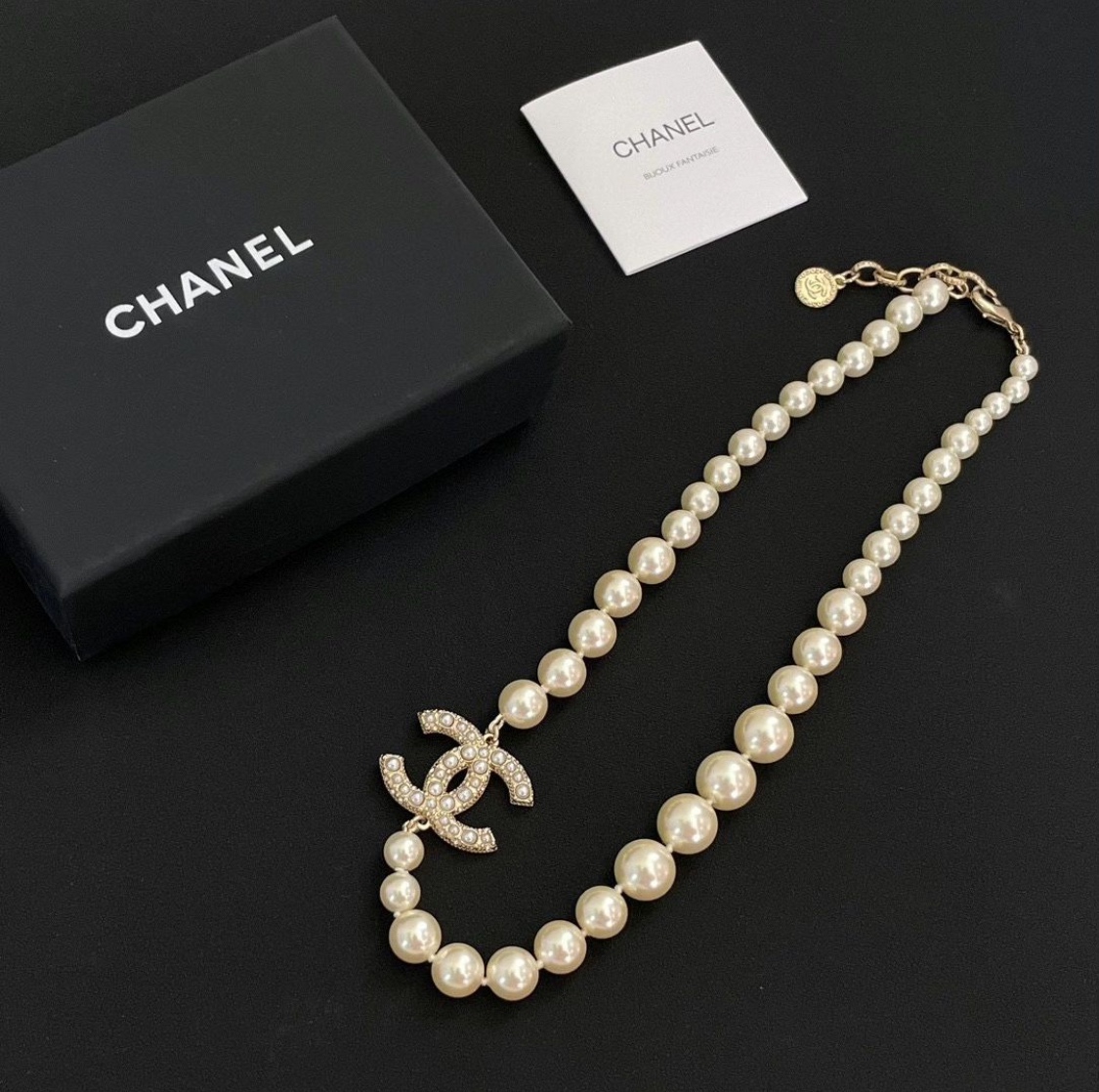Náhrdelník Chanel