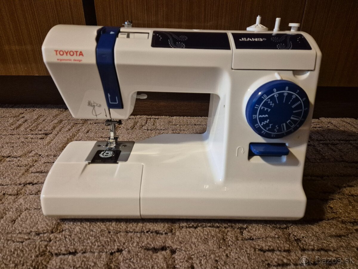 Toyota Jeans