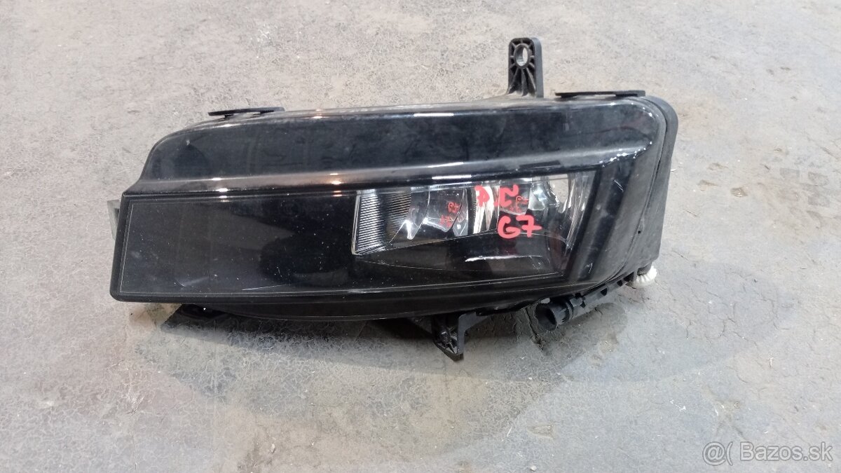 VW Golf VII ľavá hmlovka