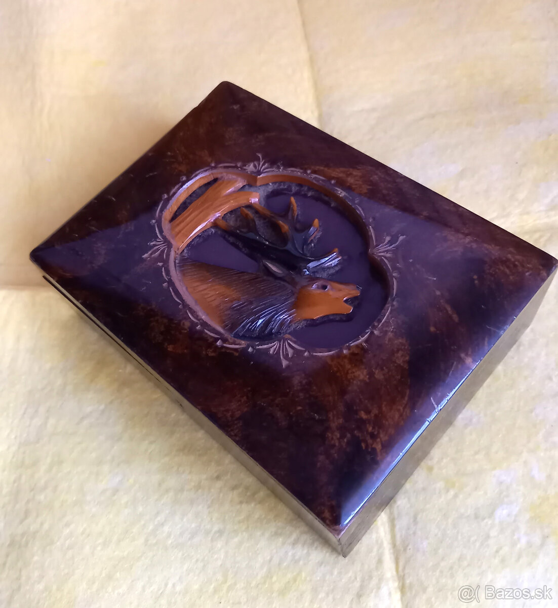 Drevená šperkovnica