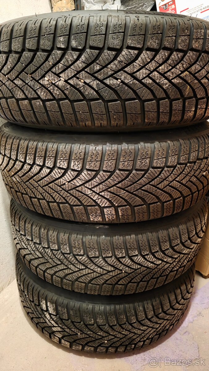 215/60 R17 5x110 ET40