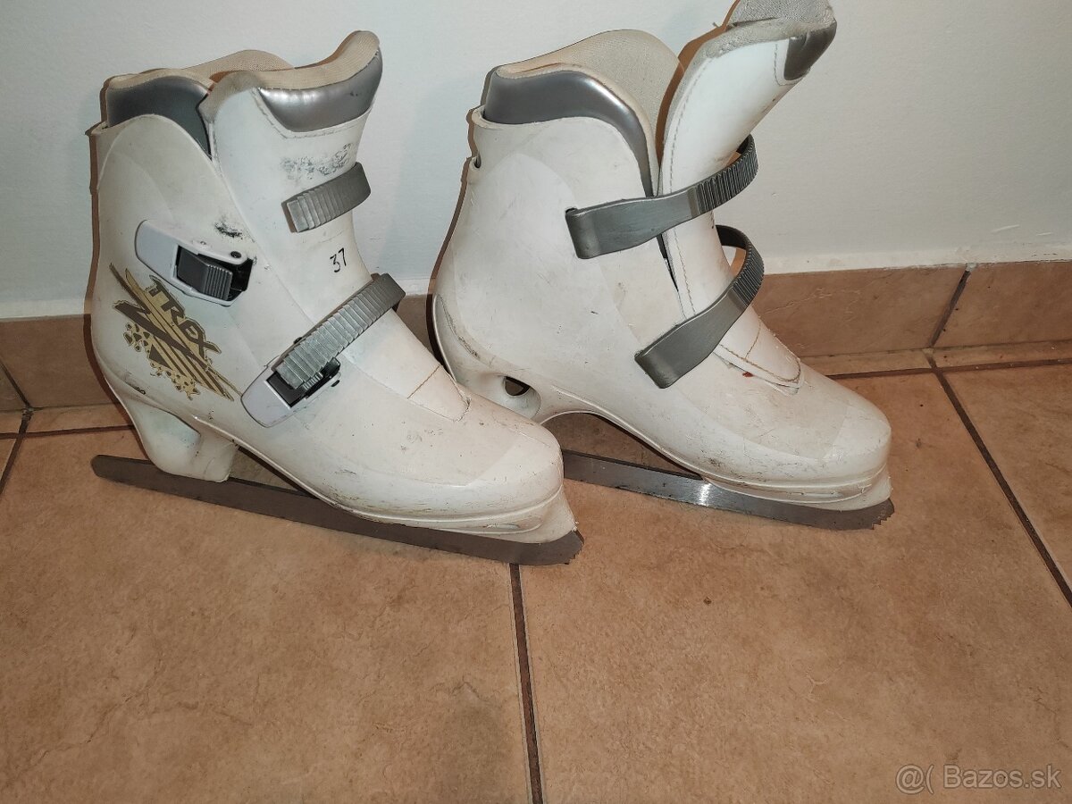 Korčule na ľad veľ. 37