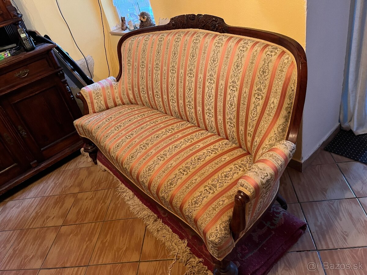 Starožitný gauč / sofa
