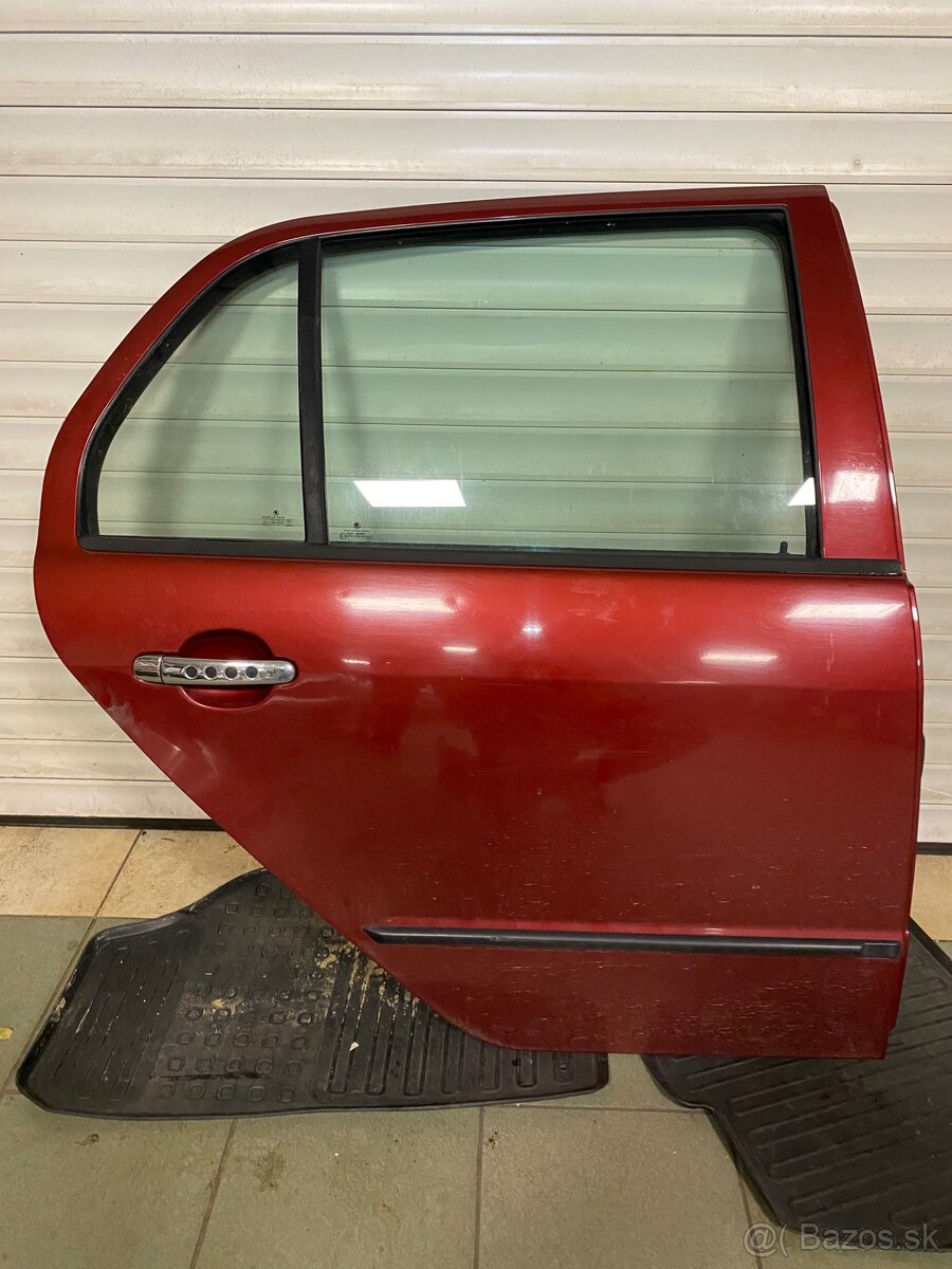 Zadné pravé dvere fabia 1