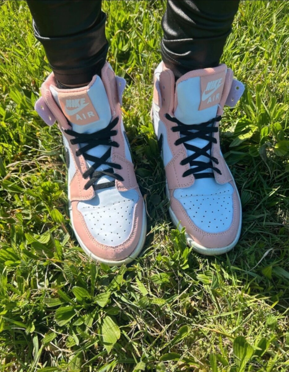 Nike AIR tenisky