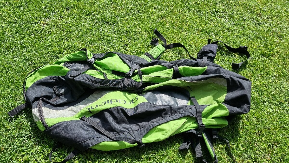 Batoh Gradient paragliding