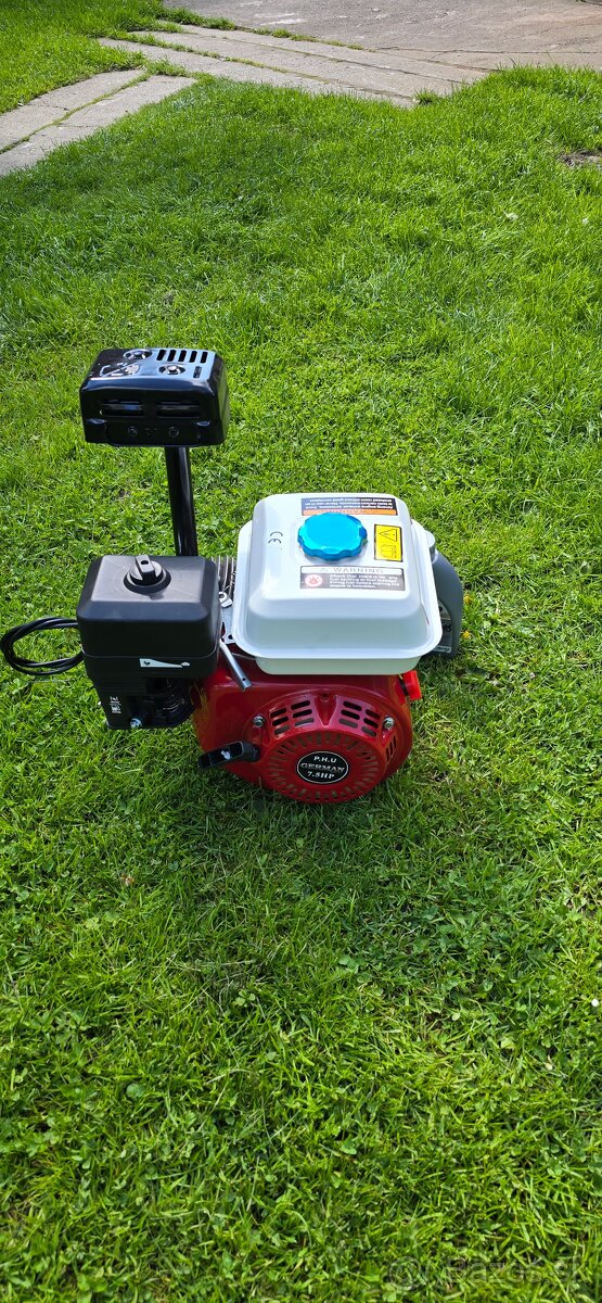 Mf 70 motor. 4 takt. Jicin