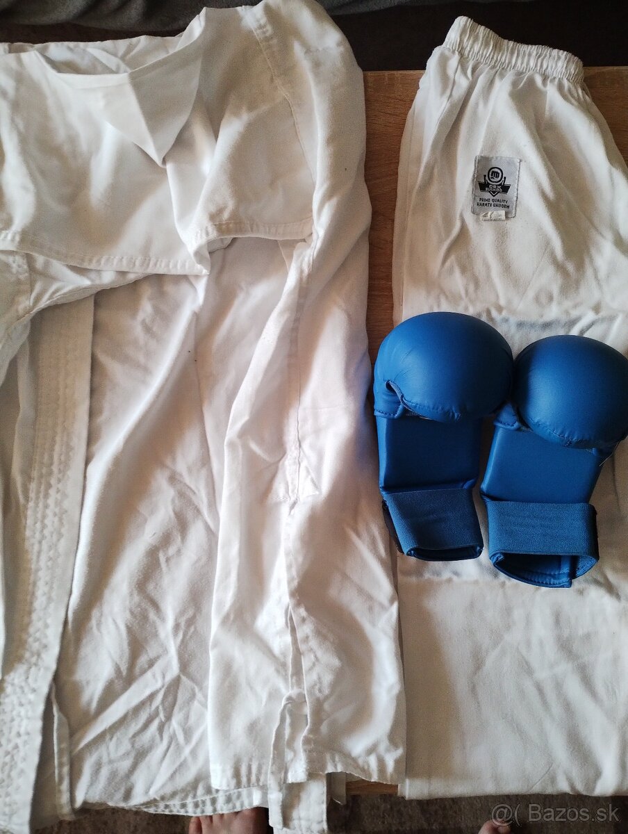 Na karate oblečenie veľkosť 1500