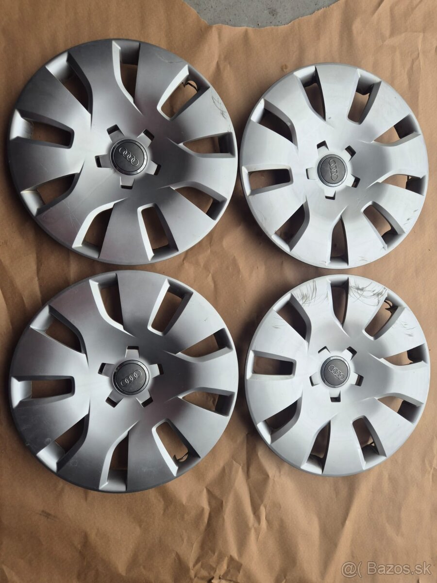 Predám 4x orig. puklice AUDI R16