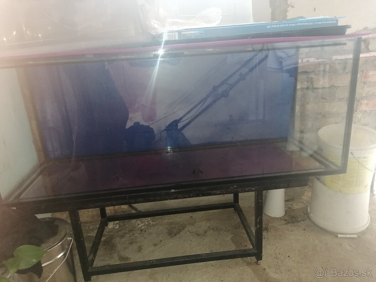 Akvarium 290 litrové