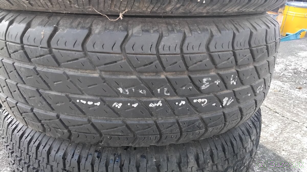 1ks.zimna pne.Goodyear wrangler 245/70r16