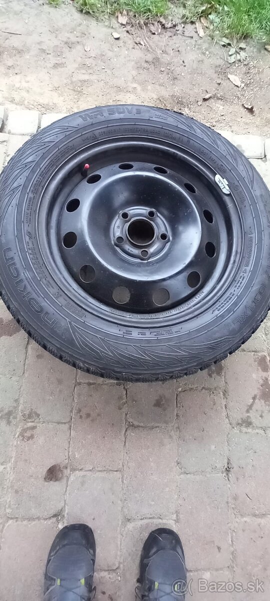 Predám zimne gumy.