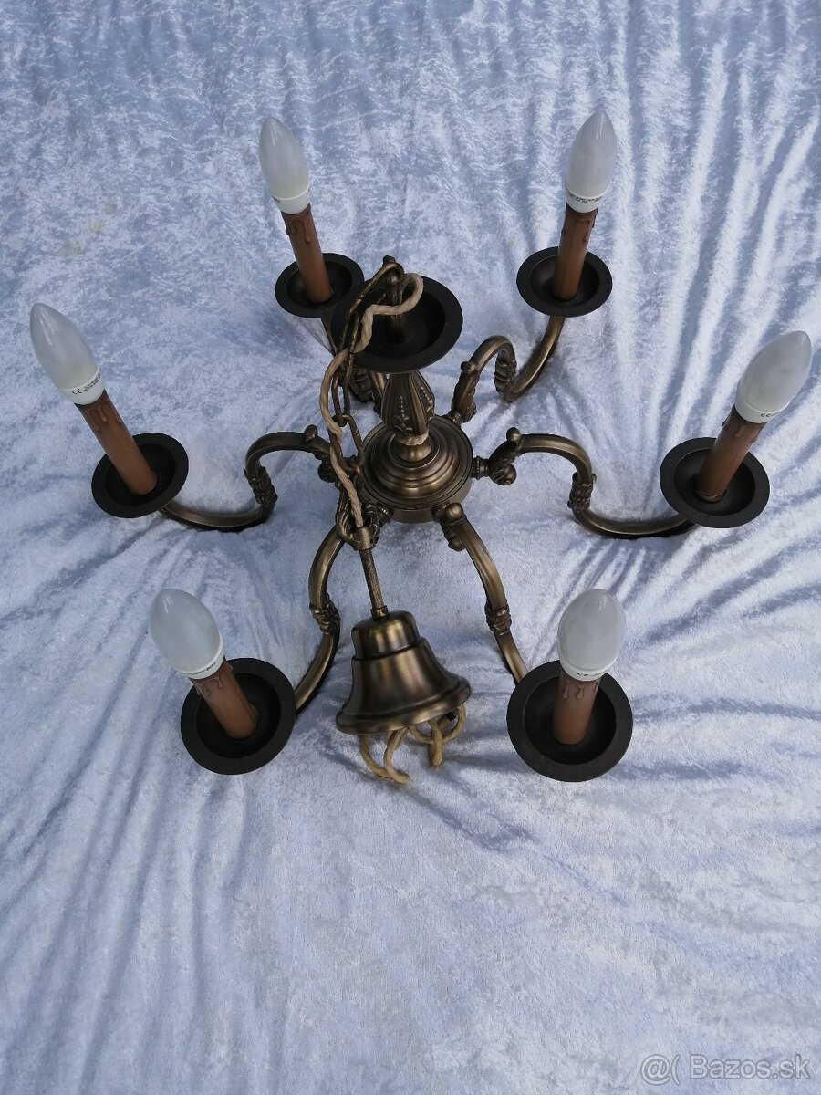 Mosadzný luster z Nemecka