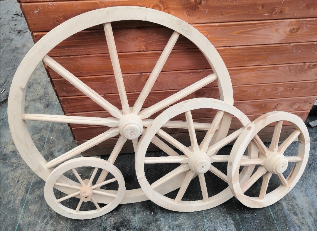 Drevené okrasné kolesá