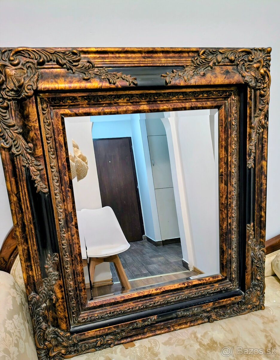 Starožitné zrkadlo