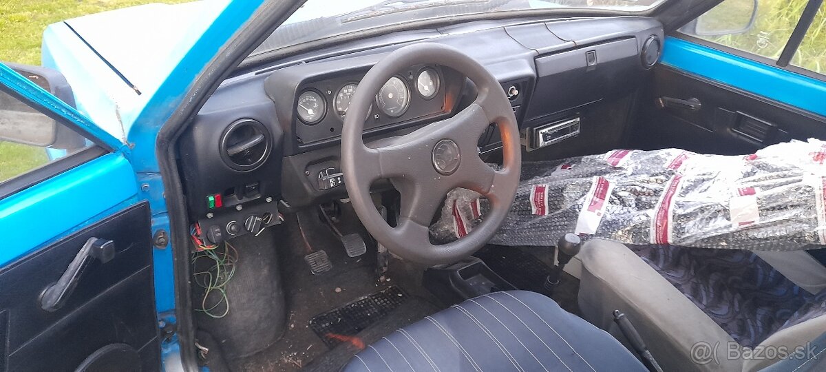 Skoda 120