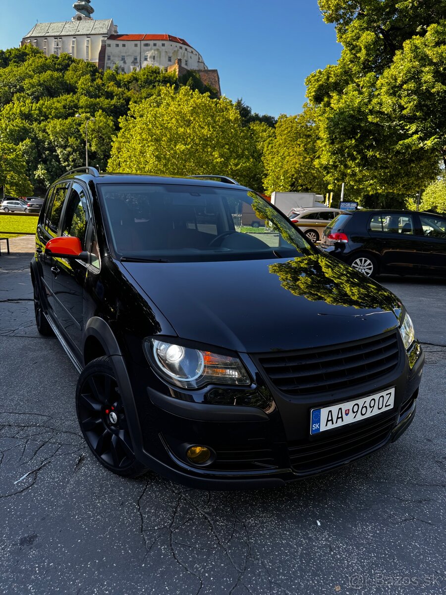Volkswagen touran cross 2,0 TDi 103 kW