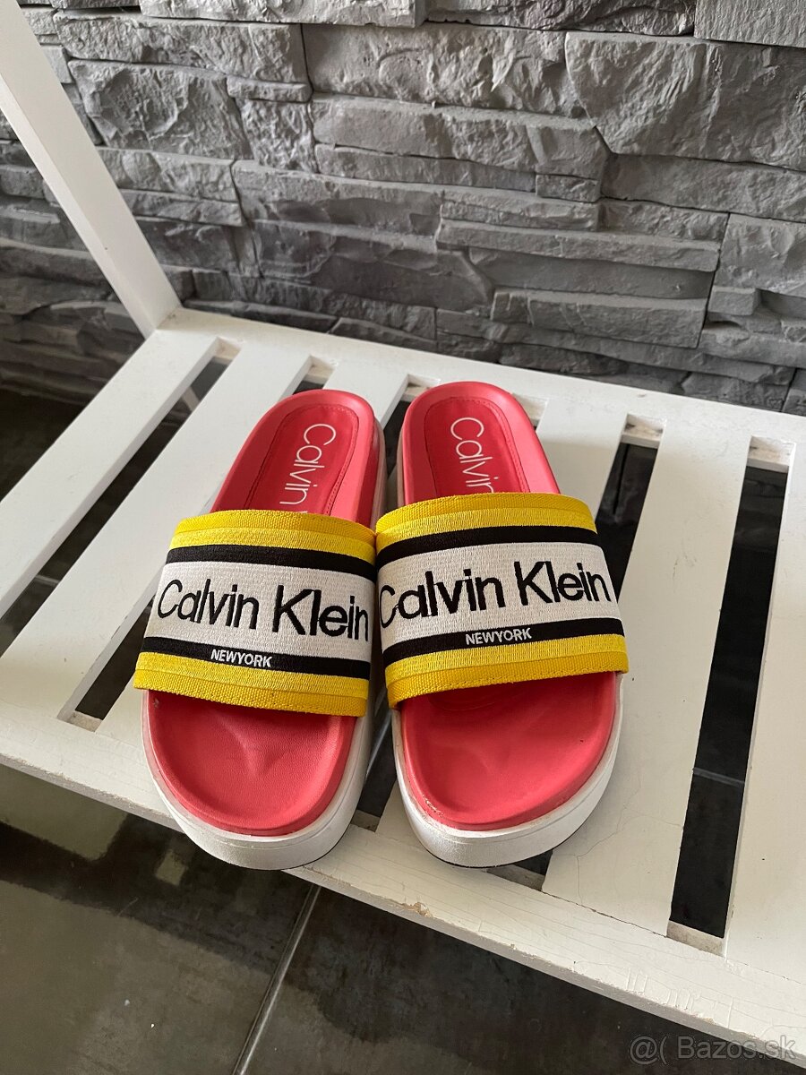Calvin Klein v.39 sedia skor na 25,5 cm