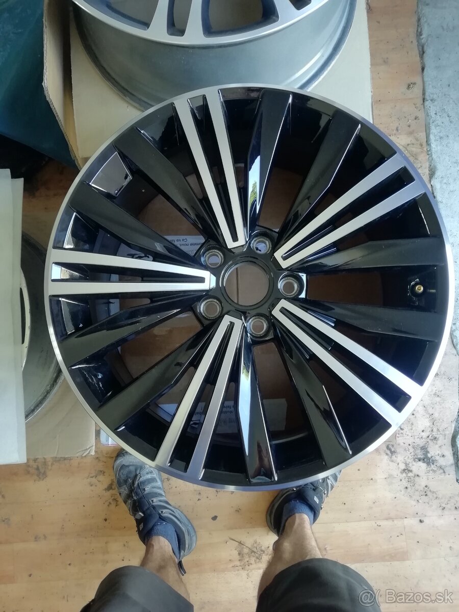 Vw Tiguan r18